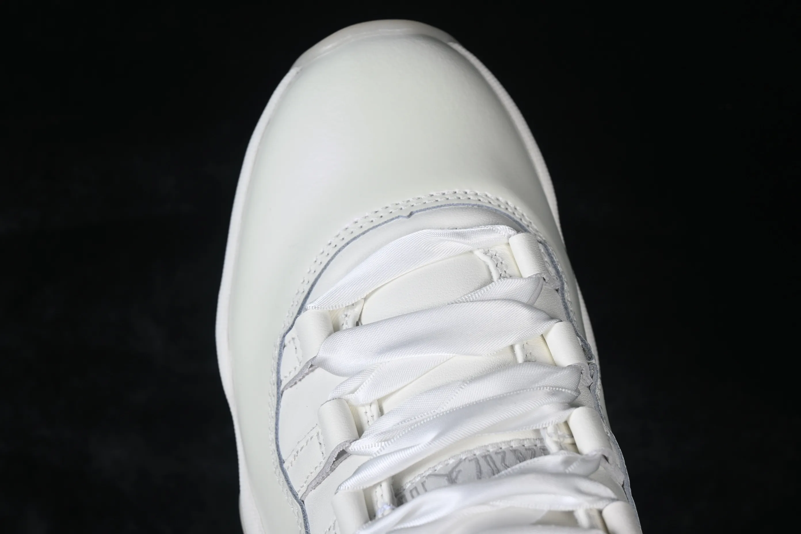 All categories Air Jordan Jordan series basketball shoes Air Jordan 11 F version Air Jordan 11 Retro "Pearl" AJ11 Joe 11 Pearl White AR0715-110